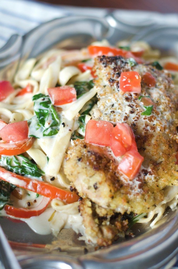 Copycat Olive Garden Tuscan Garlic Chicken Fettuccine | Go Go Go Gourmet @gogogogourmet