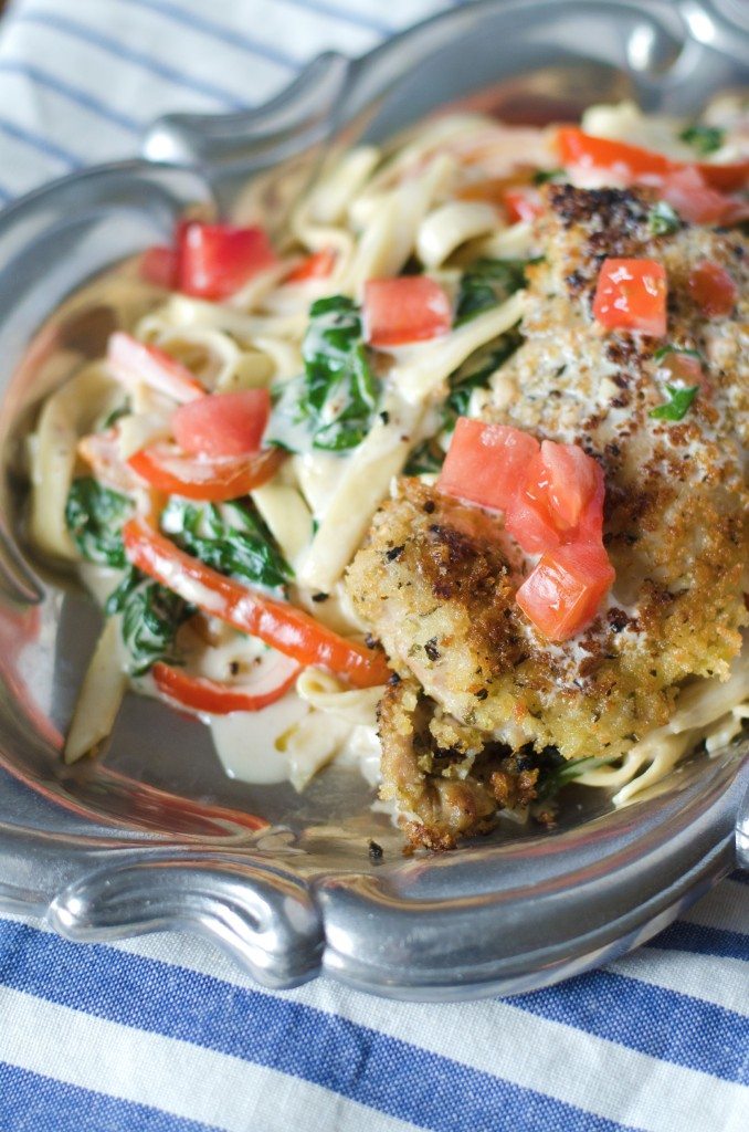 Copycat Olive Garden Tuscan Garlic Chicken Fettuccine | Go Go Go Gourmet @gogogogourmet