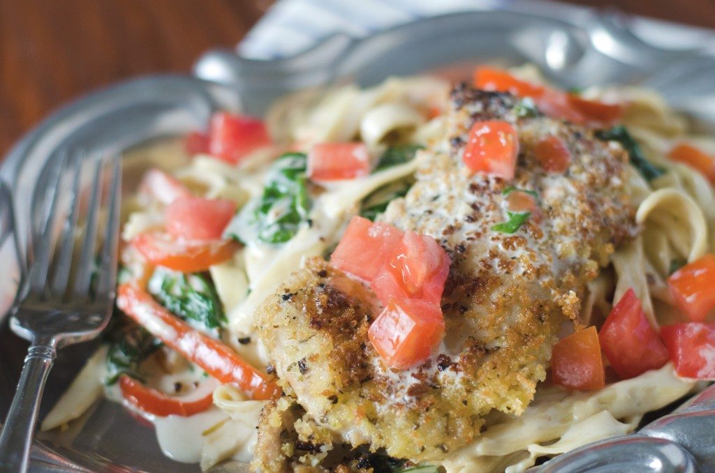 Copycat Olive Garden Tuscan Garlic Chicken Fettuccine | Go Go Go Gourmet @gogogogourmet