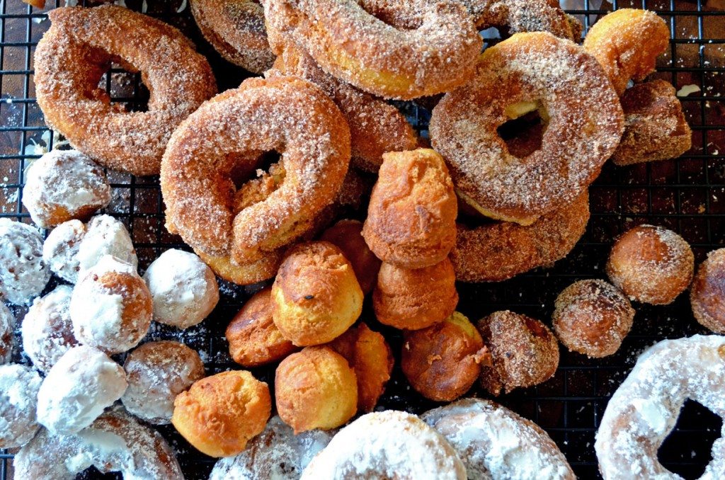 Weekend Brunch: Cake Doughnuts