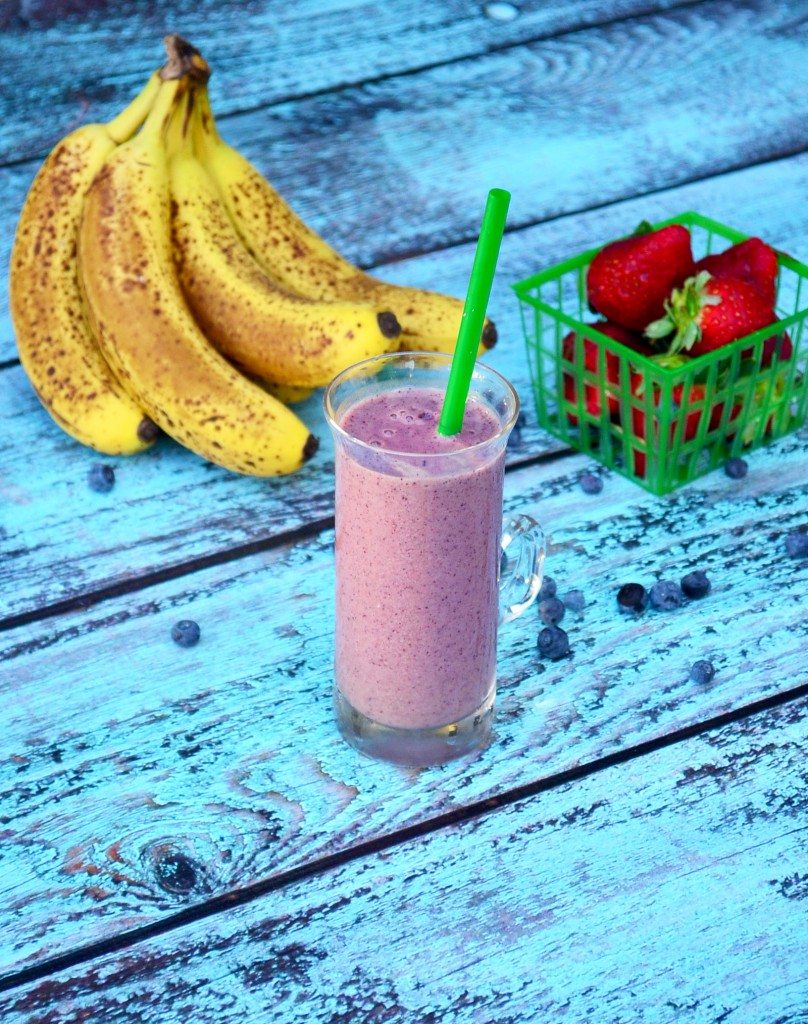 Banana Berry Smoothie | Go Go Go Gourmet