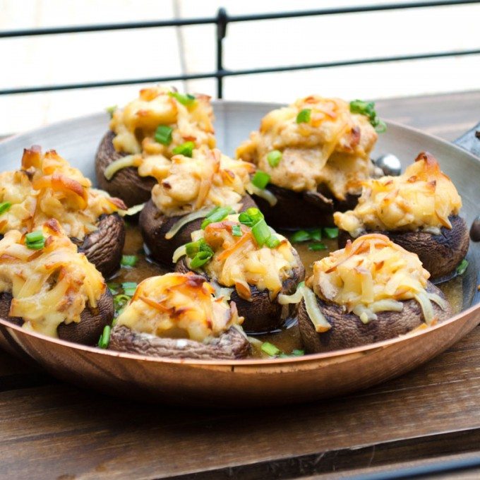 Lobster Stuffed Mushrooms- take the ordinary to the extraordinary! Lobster,cream cheese, chives and gouda. | Go Go Go Gourmet @gogogogourmet