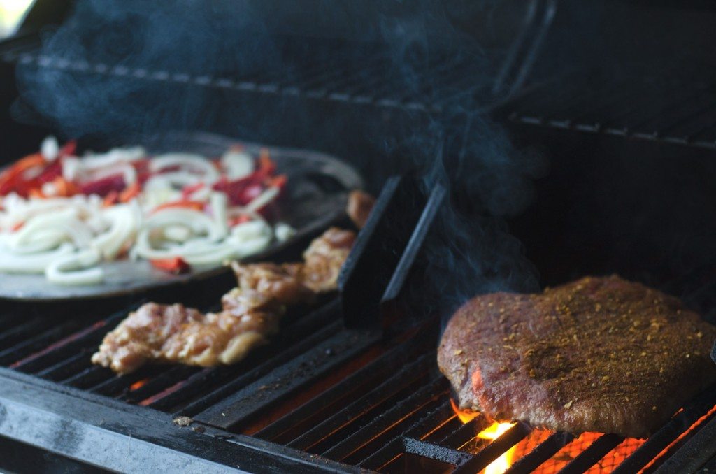 Grilled Flank Steak and Chicken Fajitas | Go Go Go Gourmet @gogogogourmet