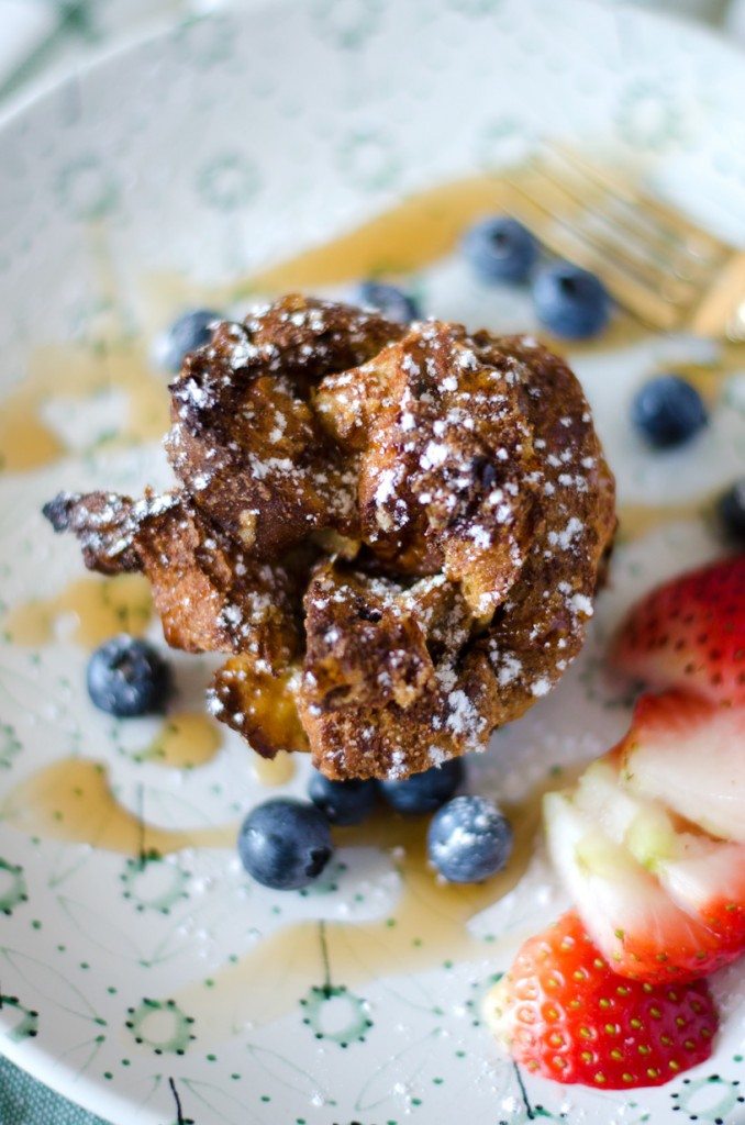 Cinnamon Raisin French Toast Muffins | Go Go Go Gourmet @gogogogourmet