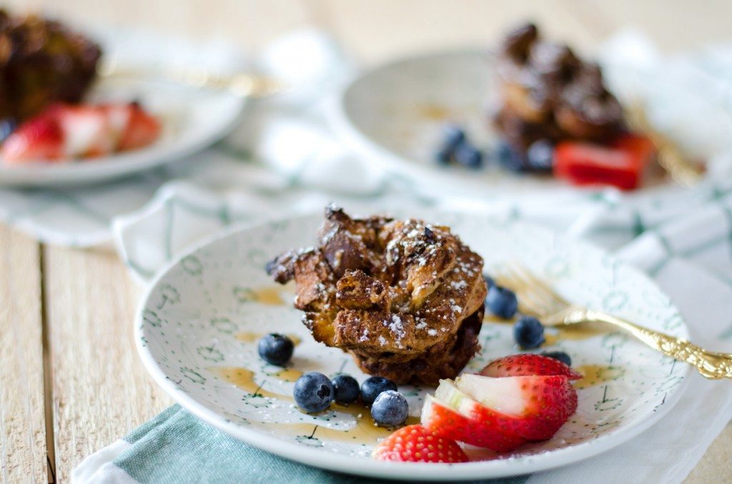 Cinnamon Raisin French Toast Muffins | Go Go Go Gourmet @gogogogourmet