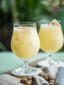 If you're looking for a great warm weather cocktail, make these Painkiller Drinks! Coconut, pineapple, rum, and orange- what's not to love? | @gogogogourmet