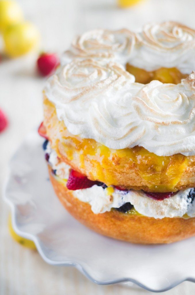 Angel Food Cake with Lemon Curd, Fresh Berries and Meringue Rosettes | Go Go Go Gourmet @gogogogourmet