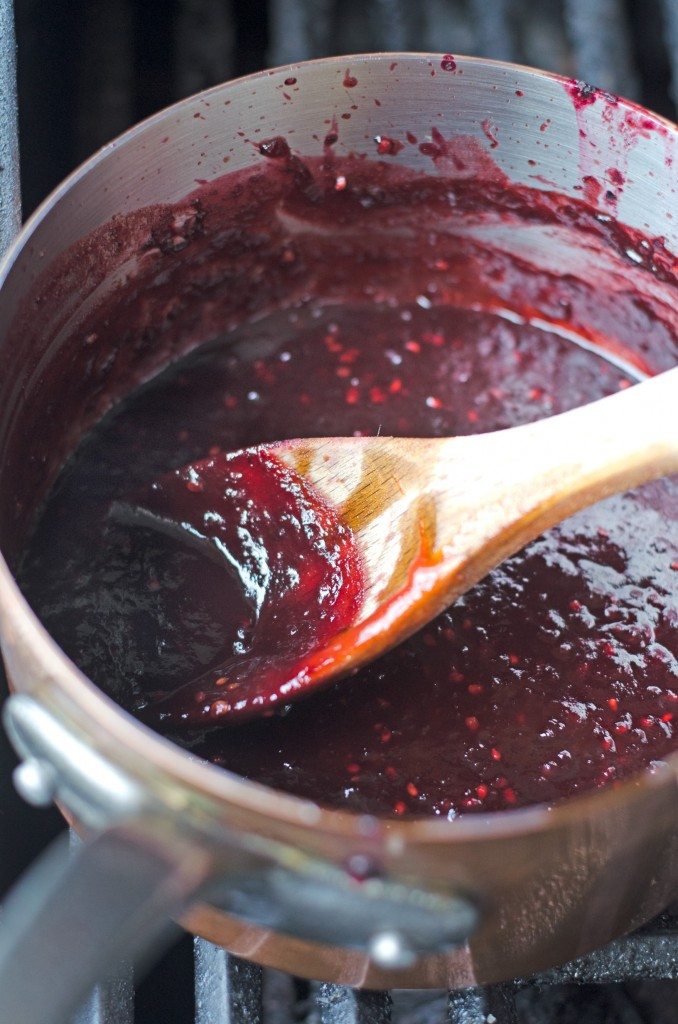 Blackberry Chipotle Barbecue Sauce | Go Go Go Gourmet @gogogogourmet