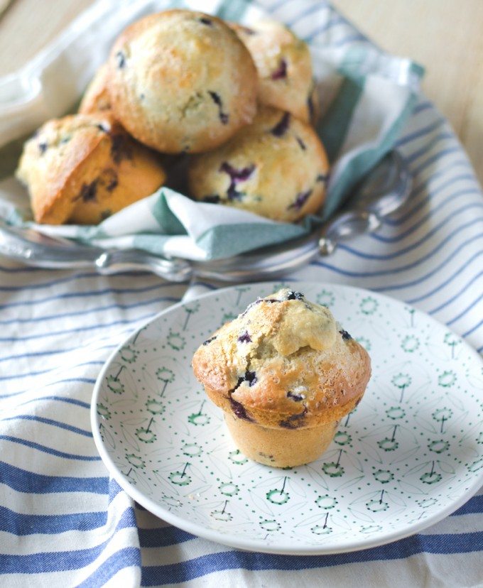 Bakery Lemon Blueberry Muffins | Go Go Go Gourmet @gogogogourmet