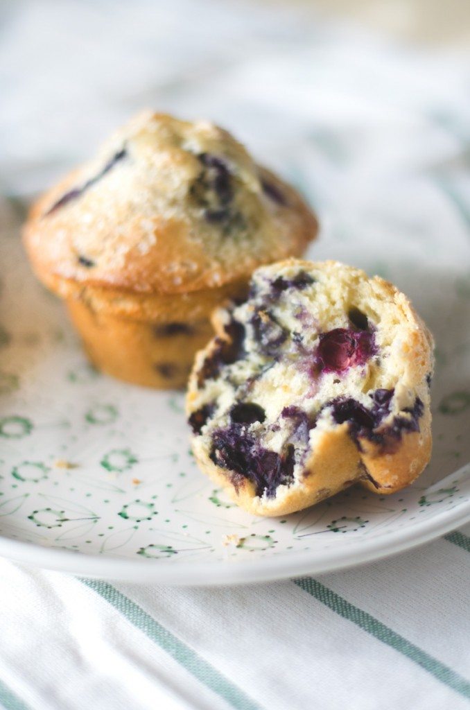 Bakery Lemon Blueberry Muffins | Go Go Go Gourmet @gogogogourmet