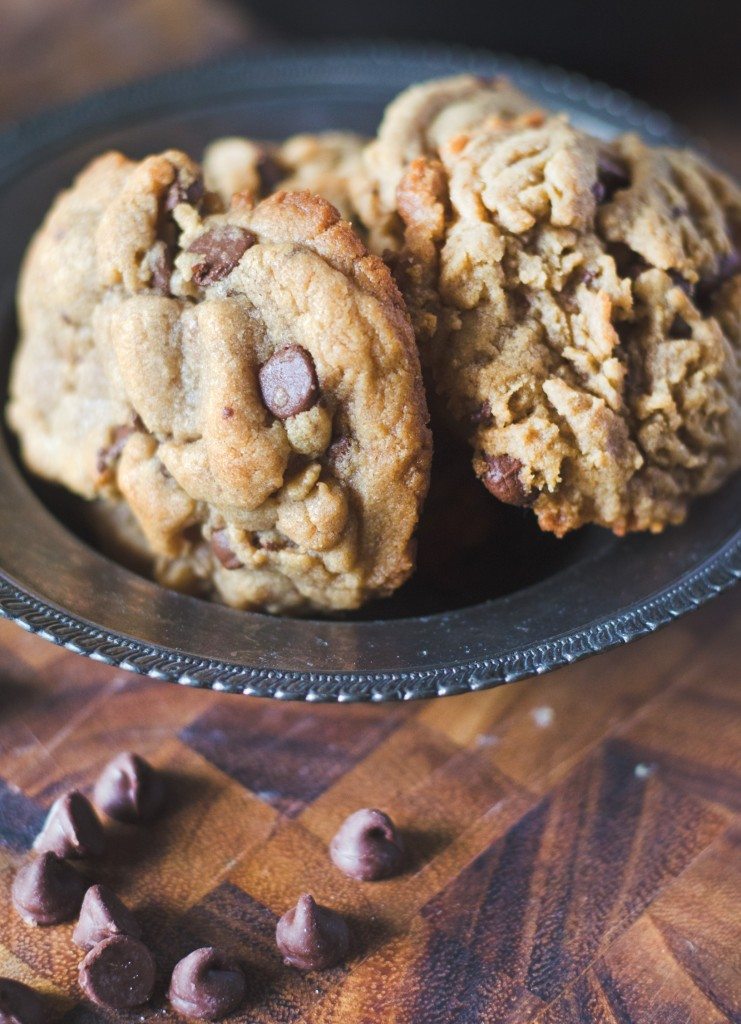 Peanut Butter Chocolate Chip Cookies- the best of both cookie worlds! Always soft and delicious! | Go Go Go Gourmet @gogogogourmet