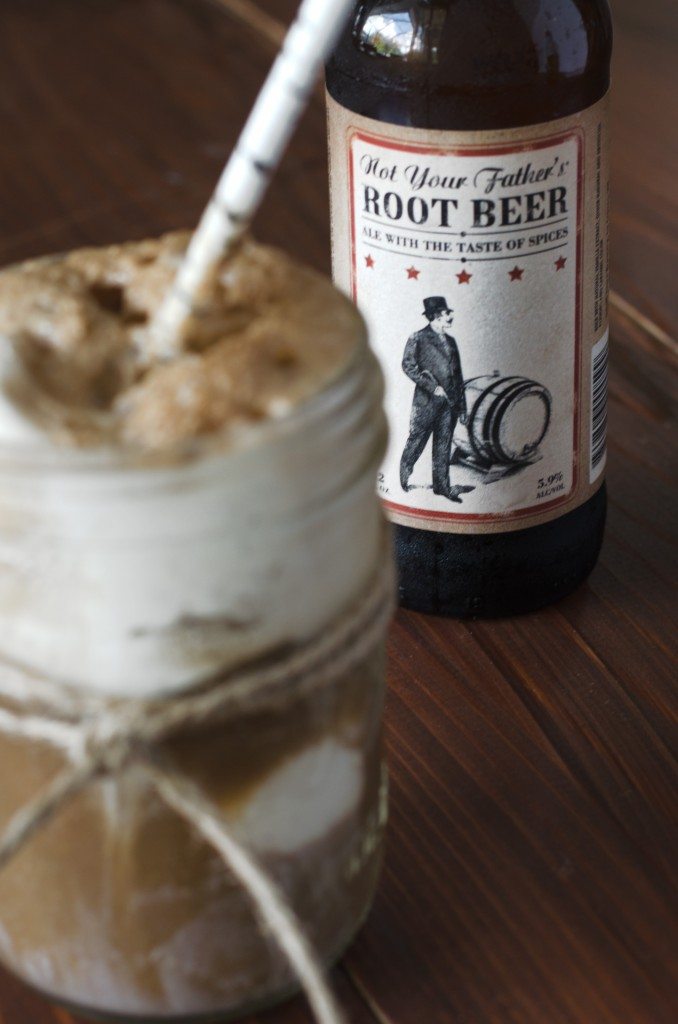 Dirty Root Beer Float Cocktail | Go Go Go Gourmet @gogogogourmet