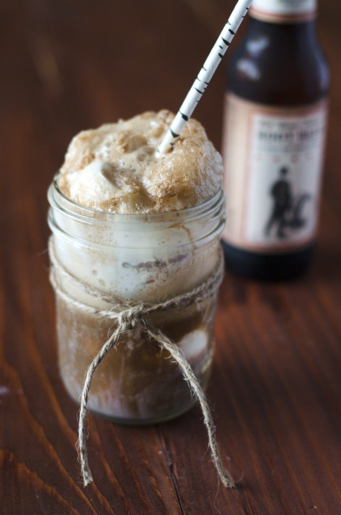 Dirty Root Beer Float Cocktail | Go Go Go Gourmet @gogogogourmet