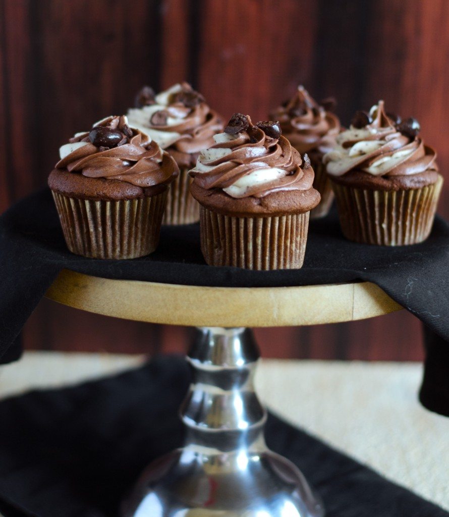 Java Chip Cupcakes These Java Chip Cupcakes are the cake version of the famous Starbucks frappuccino! | @gogogogourmet