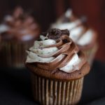 Java Chip Cupcakes | Go Go Go Gourmet @gogogogourmet