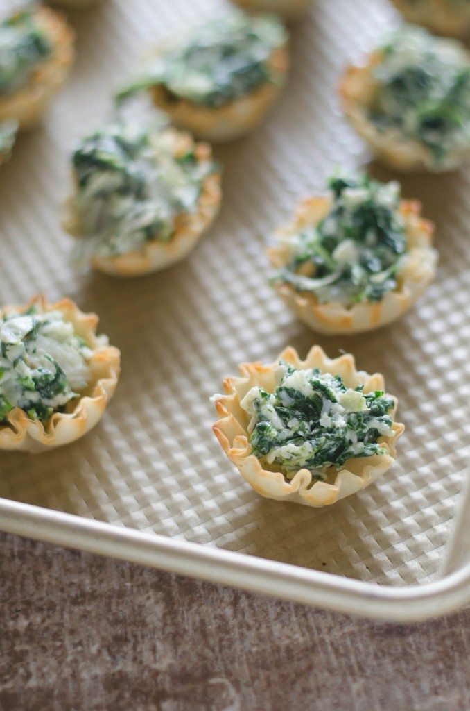 Spinach Artichoke Phyllo Cups | Go Go Go Gourmet @gogogogourmet