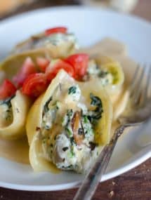 Spinach, Artichoke and Portobello Stuffed Pasta Shells with a Creamy Marsala Sauce | Go Go Go Gourmet @gogogogourmet