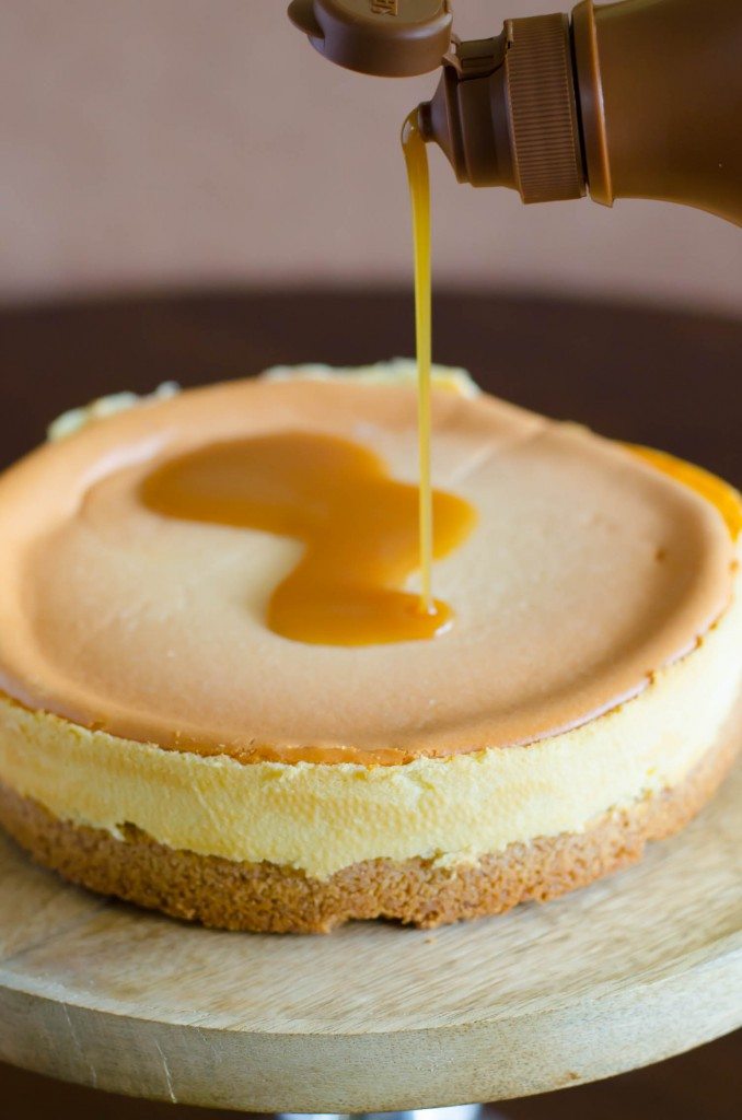 Caramel Apple Cheesecake | Go Go Go Gourmet @gogogogourmet