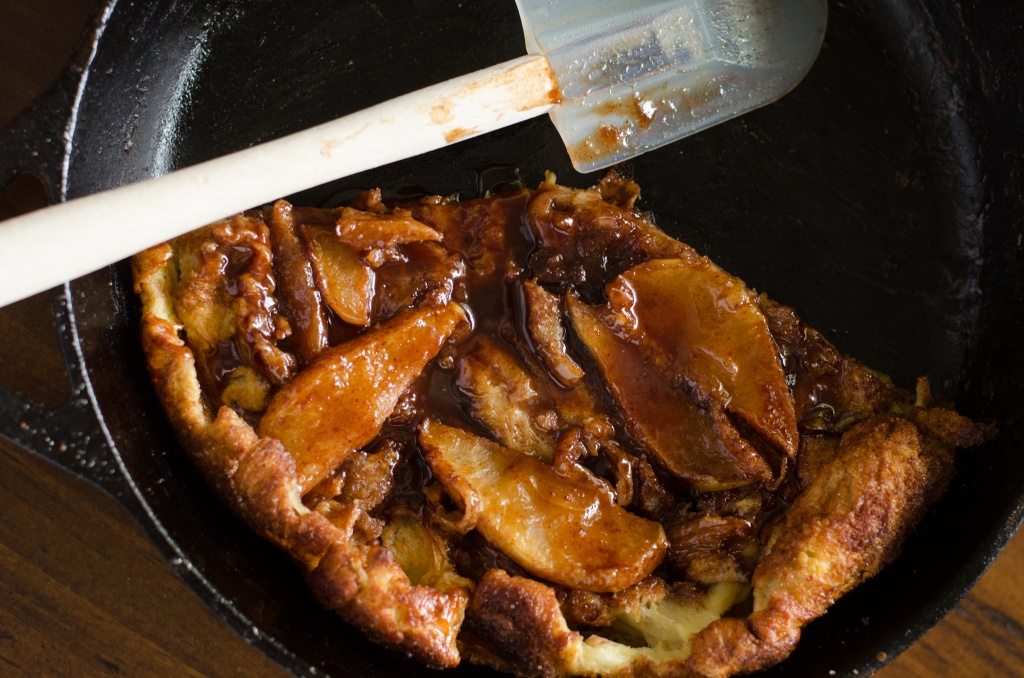 Oven Baked Apple Pancake | Go Go Go Gourmet @gogogogourmet