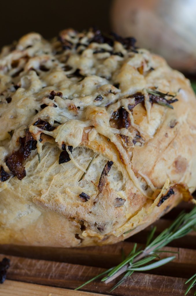 Rosemary and Caramelized Onion Olive Oil Crusty Bread | Go Go Go Gourmet @gogogogourmet