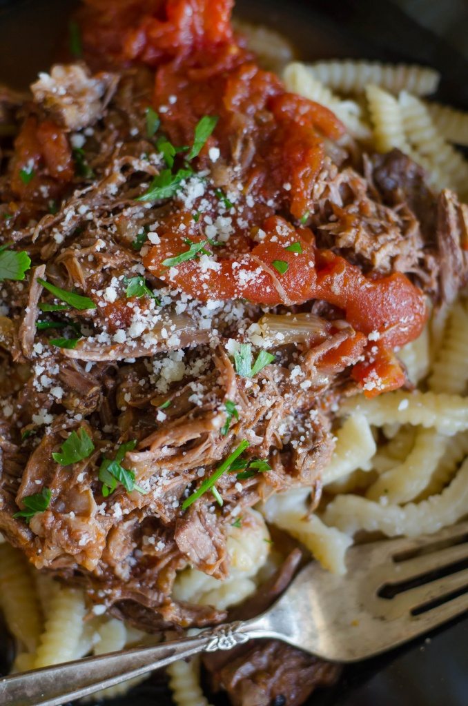 Crockpot Beef Ragu | Go Go Go Gourmet @gogogogourmet