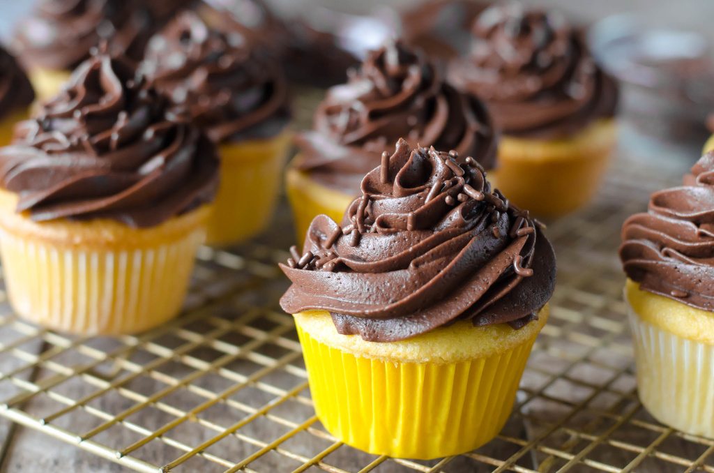 Boston Cream Cupcakes-5