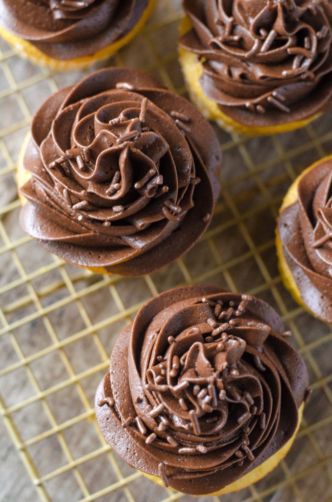 Boston Cream Cupcakes | Go Go Go Gourmet @gogogogourmet