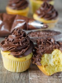 Boston Cream Cupcakes | Go Go Go Gourmet @gogogogourmet