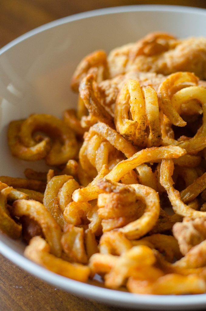 Crispy Curly Fries in the Philips AirFryer | Go Go Go Gourmet @gogogogourmet