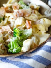 Copycat Olive Garden Alfredo Loaded Tortellini Dinner | Go Go Go Gourmet @gogogogourmet