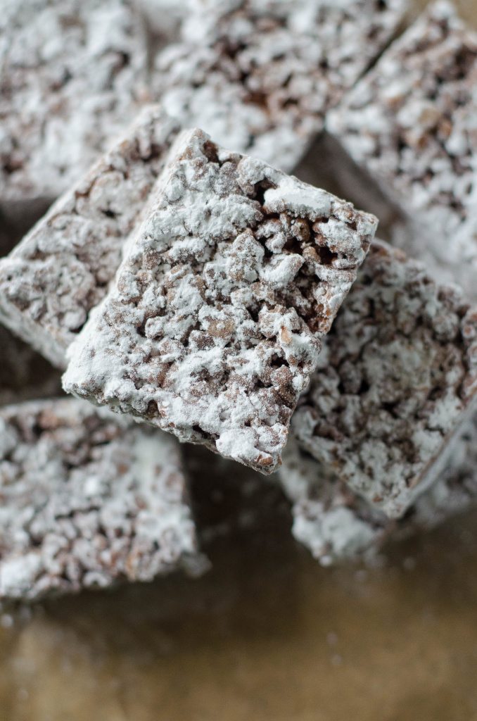 Muddy Buddy / Puppy Chow Rice Krispie Treats | Go Go Go Gourmet @gogogogourmet