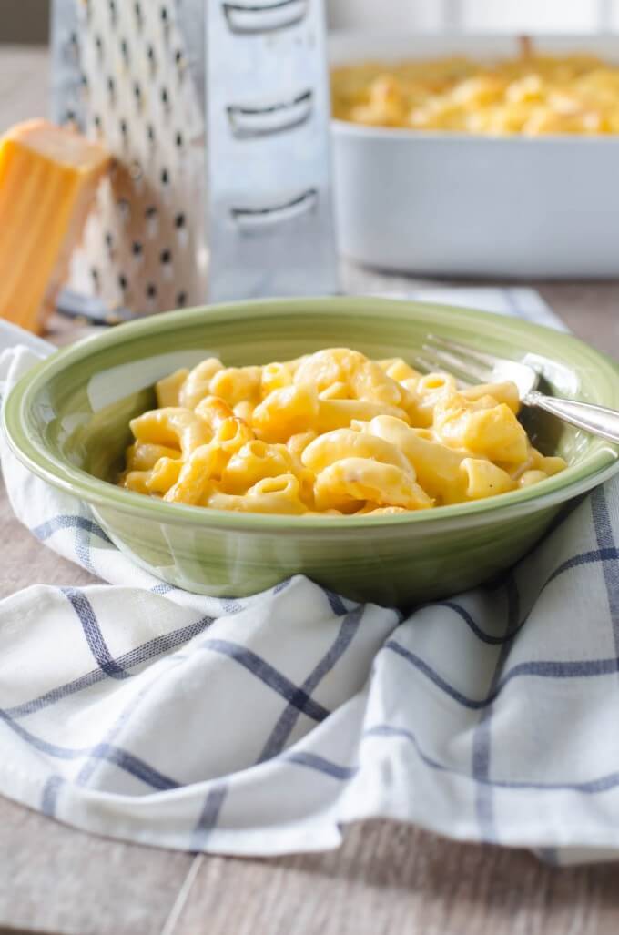 Copycat Stouffer's Mac and Cheese | @gogogogourmet