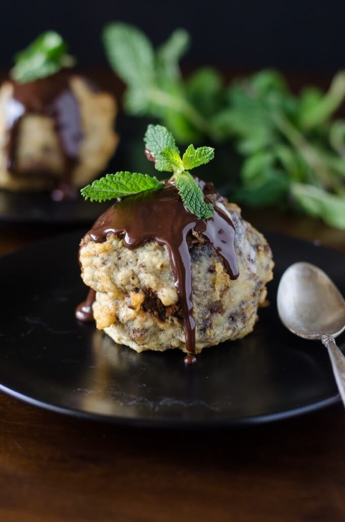 How to make fried tempura ice cream on a plate