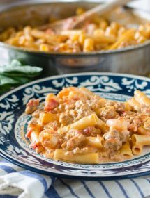 One Pot Pasta with Shrimp, Sausage and Vodka Sauce- less than 30 minutes, packed with flavor, and only one pan to clean! | Go Go Go Gourmet @gogogogourmet