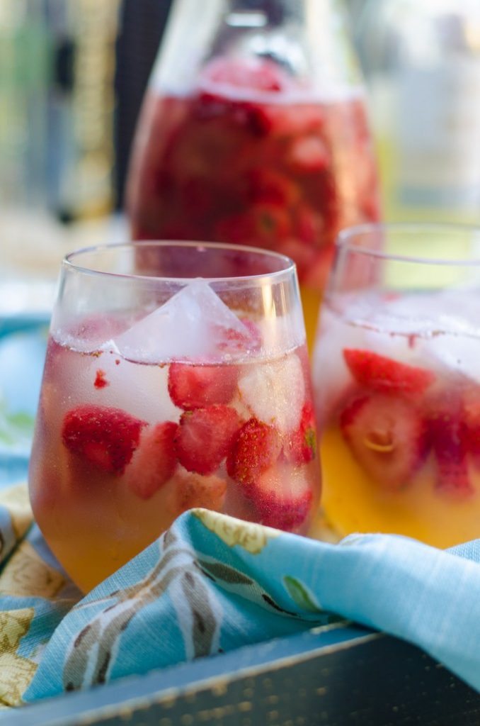 Easy White Sangria Sunset Sparkling Easy White Sangria Recipe