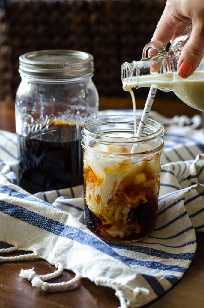 Mason Jar Cold Brew Coffee