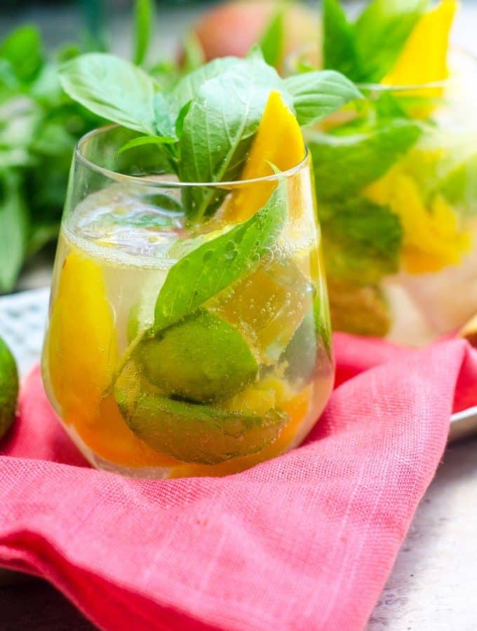 Basil Mango Mojito | Go Go Go Gourmet @gogogogourmet