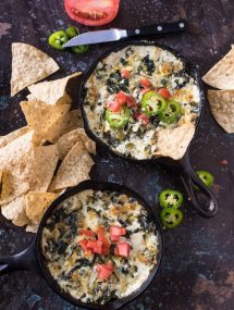 Spicy Jalepeño Spinach Cheese Dip is a quick and easy appetizer- you'll love this spicy twist on a cheesy classic! @gogogogourmet