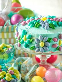 M&Ms Spring Flower Cake | @gogogogourmet