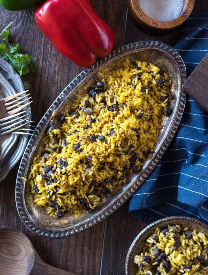 Yellow Rice & Black Beans- a quick and simple side dish! | @gogogogourmet
