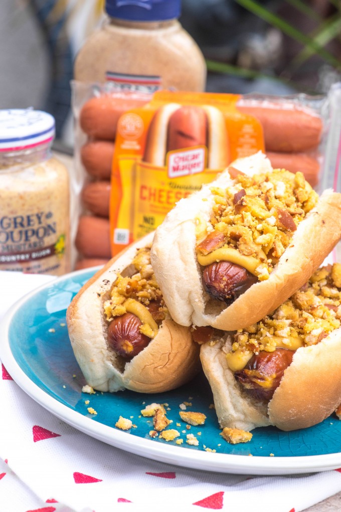 Cheesy Pretzel Dogs- a quick and fun summertime recipe! | @gogogogourmet