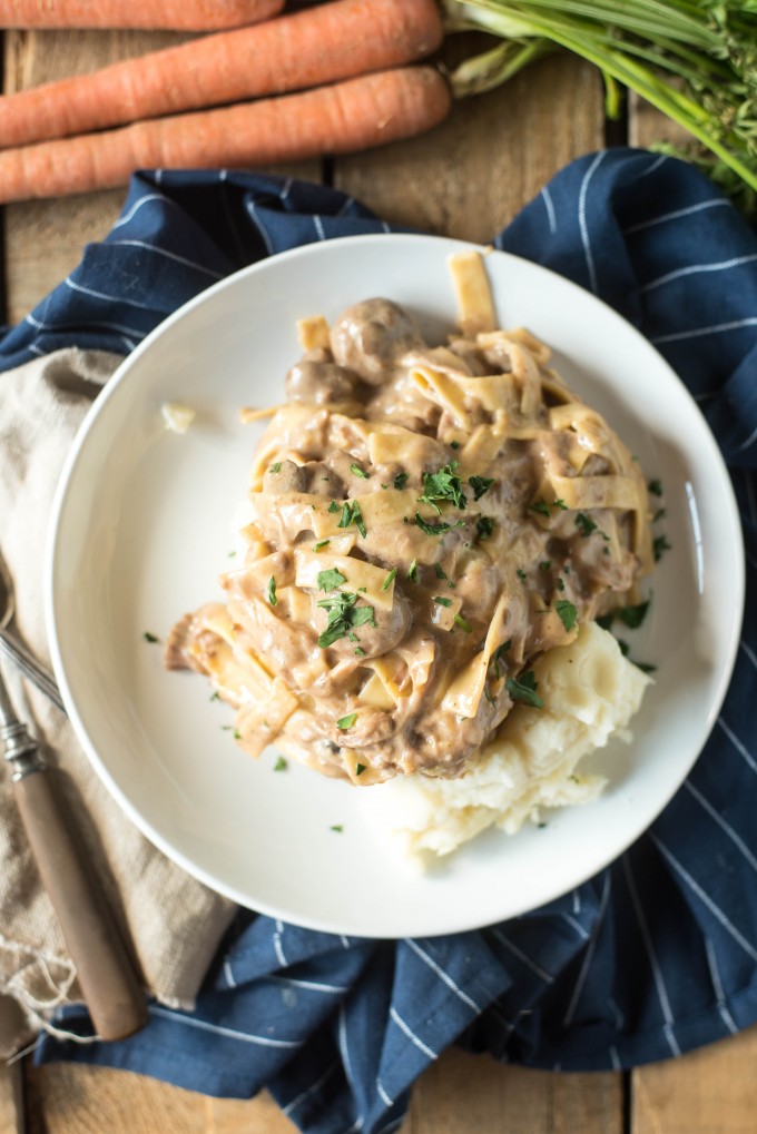 This Amish Beef and Noodles recipe in a slow cooker or Instant Pot | @gogogogourmet