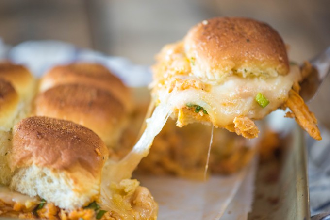 Buffalo Chicken Party Sliders | @gogogogourmet