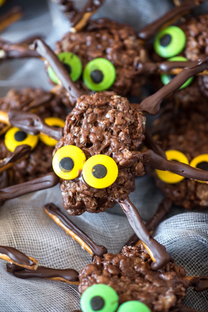 Spider Rice Krispie treat with yellow eyes