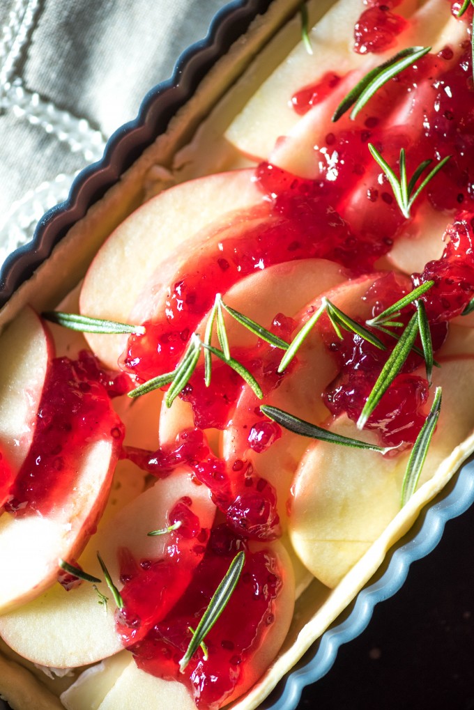 Use a tart pan to make this flaky appetizer pastry 