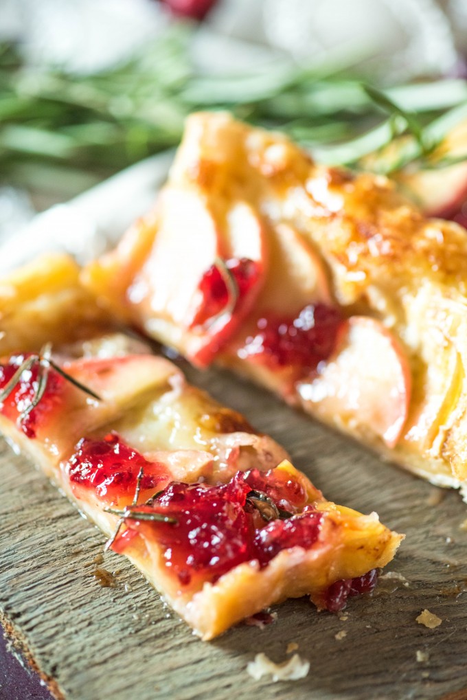 Red Currant Apple Brie Puff Pastry Tarts | @gogogogourmet