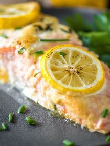 This baked salmon recipe has a delicious dijonnaise sauce for an easy dinner! | @gogogogourmet