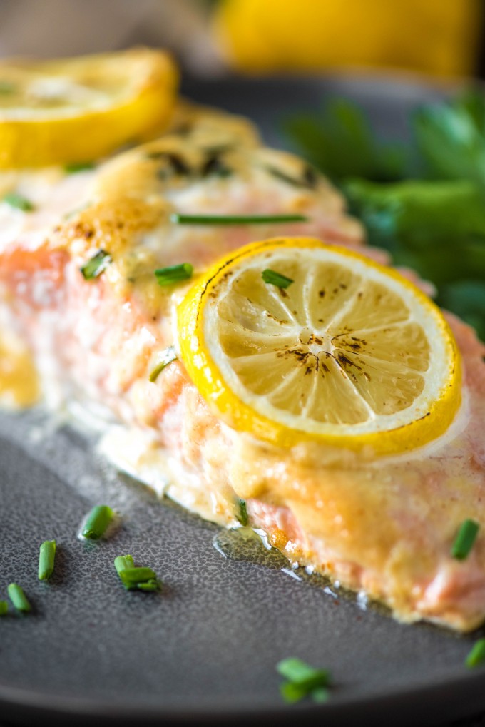 This baked salmon recipe has a delicious dijonnaise sauce for an easy dinner! | @gogogogourmet