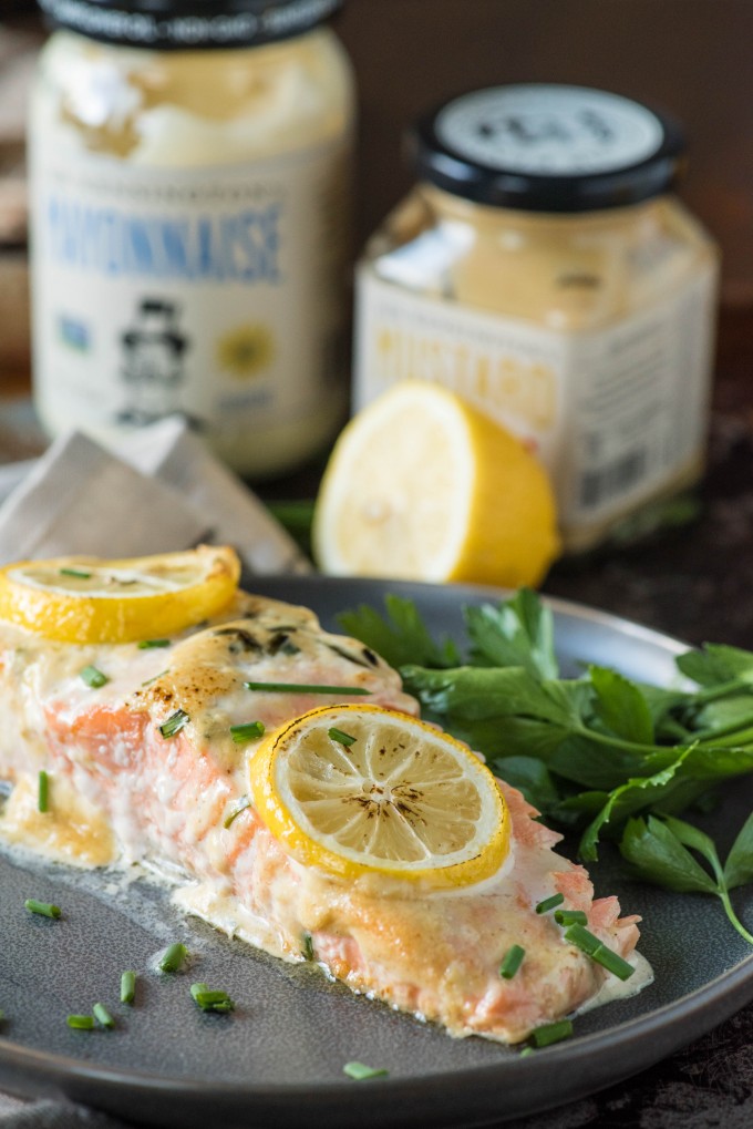 Easy baked lemon salmon recipe | @gogogogourmet