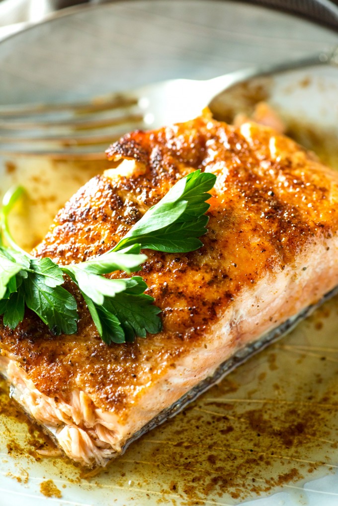 Pan Seared Salmon with Lemon White Wine Butter Sauce | @gogogogourmet